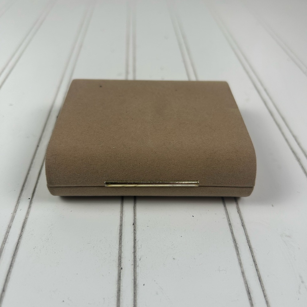 Celine Elegant Gold and Silver Cufflinks and Tie Clip - Picture 5 of 6